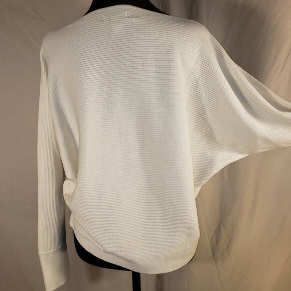 Nine West Gorgeous White Ribbed Knit Top w/Batwing Sleeves - L - Picture 4 of 5